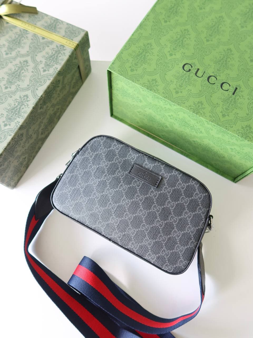 Gucci Supreme чоловіча сумка