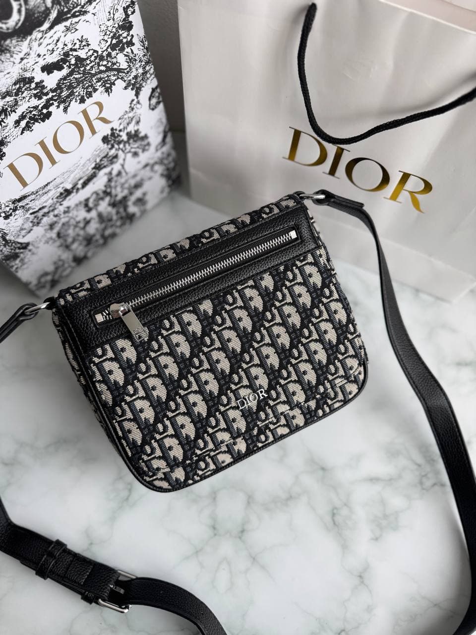 Christian Dior  сумка